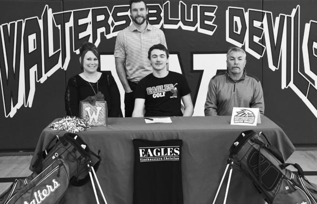 Heath King Signs To Play College Golf